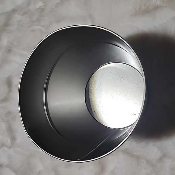 BLESS THIS 🏡 HOME ☘️ SHAMROCK TIN CAN. - Picture 2 of 3